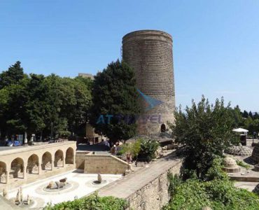 Tham quan thành cổ BaKu, Cung điện Shirvanshah và tháp Maiden ở Azerbaijan 